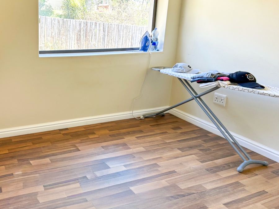 5 Bedroom Property for Sale in Knysna Heights Western Cape